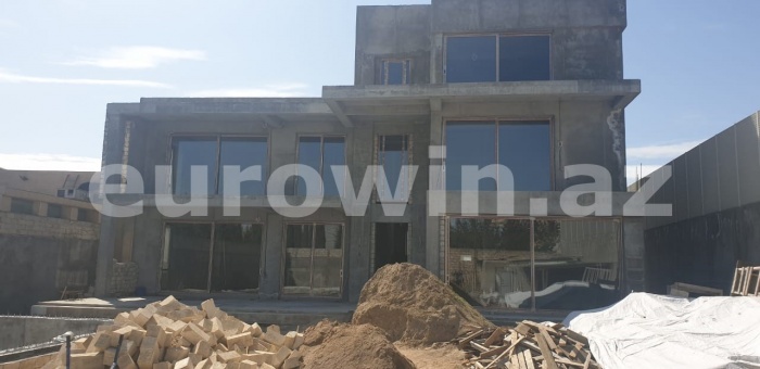 Alüminium izosistem pəncərələr