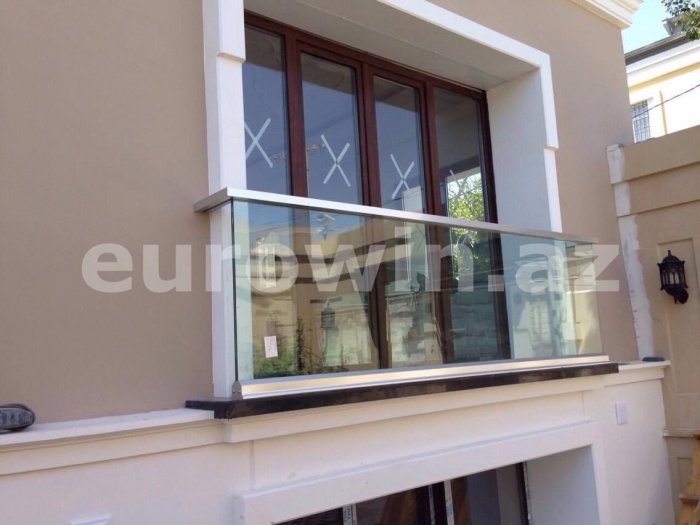 Plastik Pəncərələr