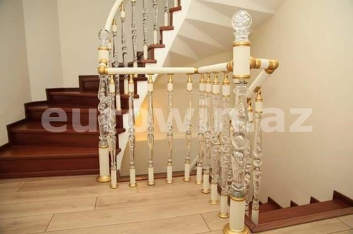 Pleksi məhəccər sistemləri